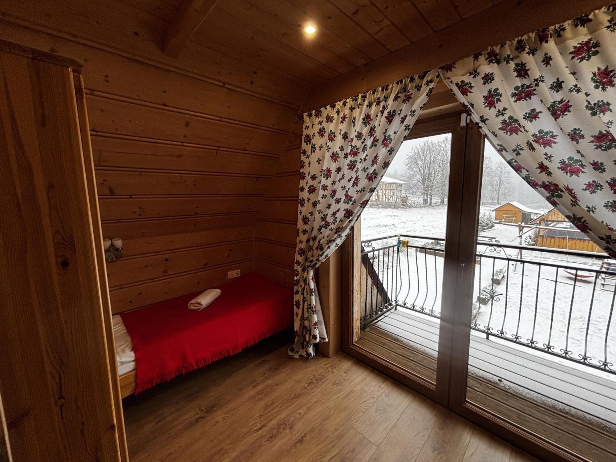 Witowianskie Domki Z Kominkiem, Jacuzzi I Sauna Dzianisz Экстерьер фото
